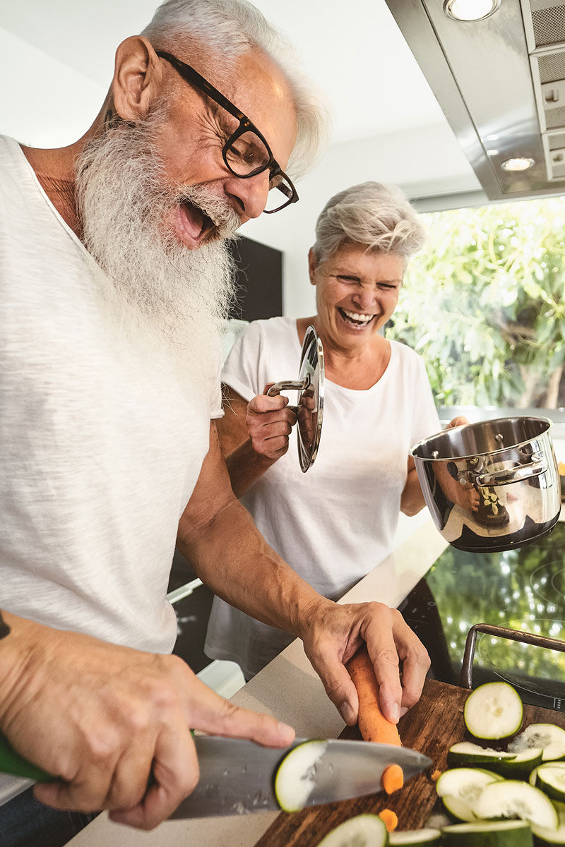 Liquid Data Collaborate - Elderly people preparing food